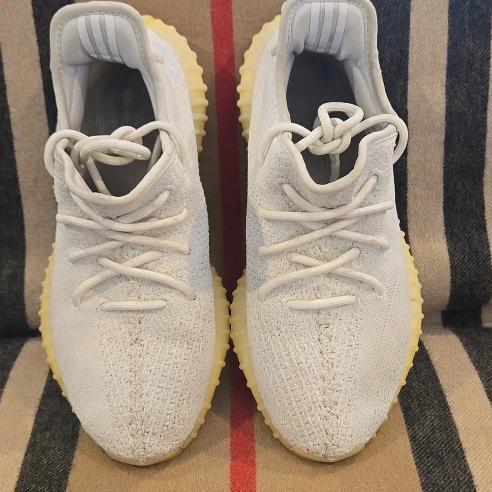 Adidas Yeezy BOOS 350 VS Low Cream White Sz  8 US - Picture 6 of 8